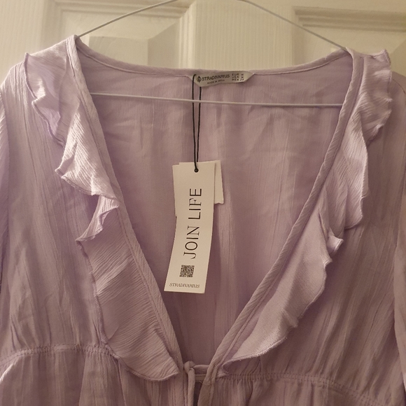 BNWT Stradivarius Lilac Long Sleeved Ruffle Top - Picture 3 of 11